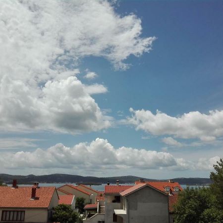 Apartments Jadranska Biograd Na Moru Bagian luar foto